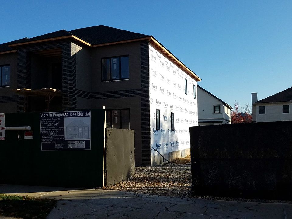 2nd image of 121 Connecticut St