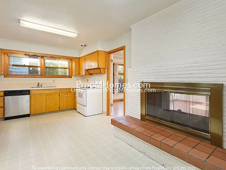 4111 SE Cooper St — Photo 7