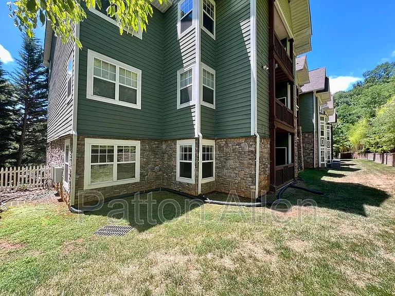 2000 Olde Eastwood Village Blvd #106 — Photo 17