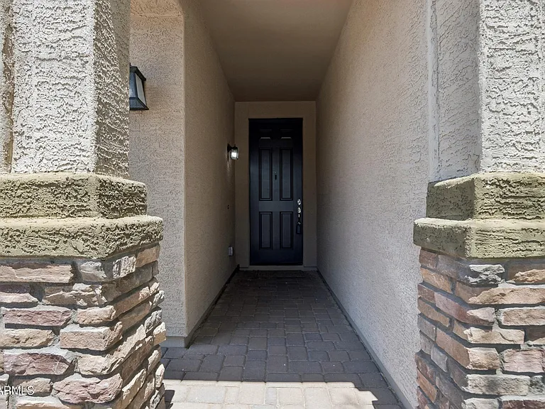 17766 W Granite View Dr — Photo 4