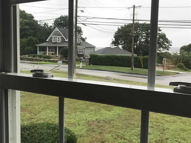 39 Masons Island Rd — Photo 3