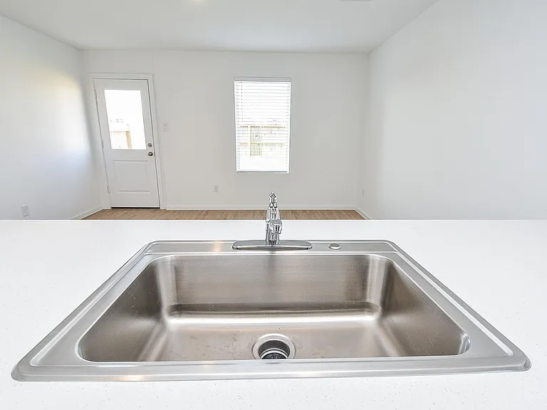 21430 Carosella Dr — Photo 11