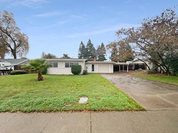 8255 Oahu Dr, Fair Oaks, CA 95628