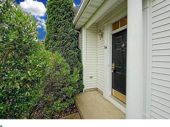 2nd image of 54 Honeyflower Ln