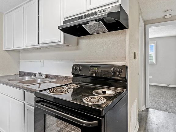 3rd image of 3944 40th St N #A