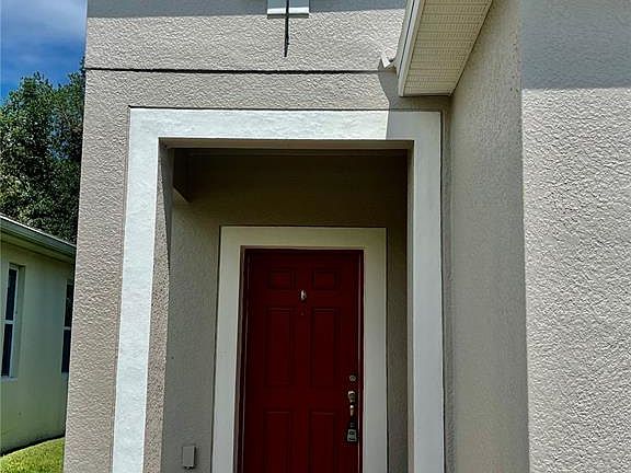 3rd image of 3215 Stratton Cir