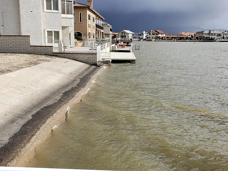 Harbor Dr — Photo 29