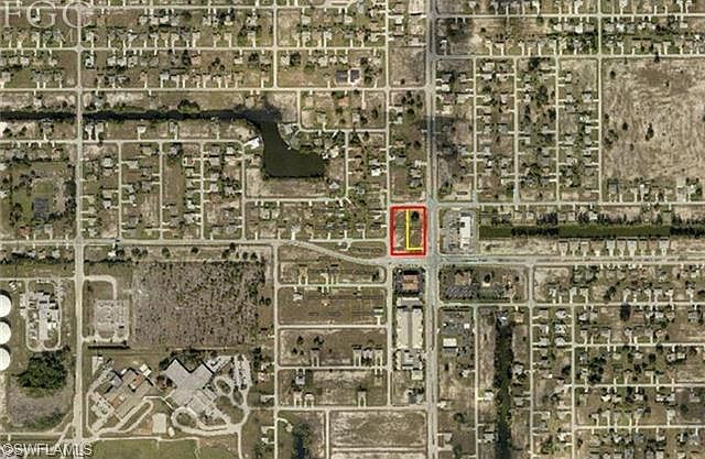 2nd image of 3134 Chiquita Blvd S