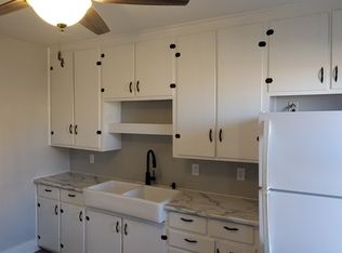 1113 N University Ave #1, Beaver Dam, WI 53916