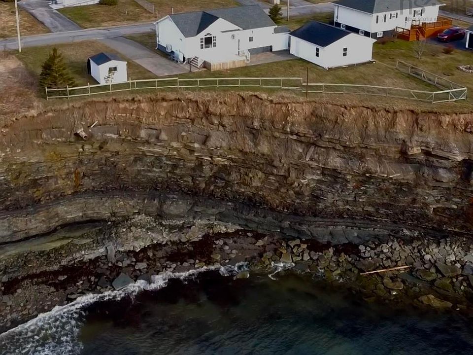 1011 Shore Rd, Sydney Mines, NS B1V 1B2 MLS 202406225 Zillow