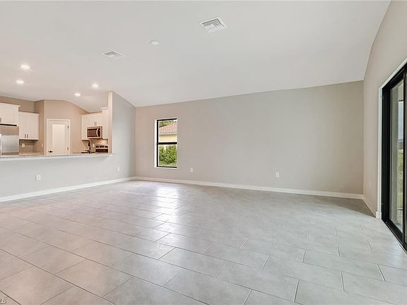 5th image of 1214 NE 19th Ter
