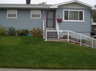 4526 Wentworth Dr, Rapid City, SD 57702