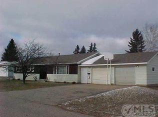 820 Blaine St, Iron Mountain, MI 49801