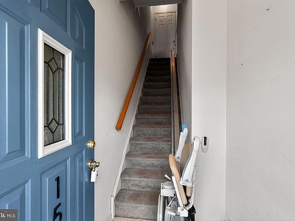 3rd image of 1512 Foxmeadow Cir #1512