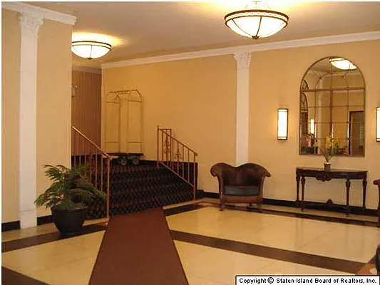 Sold by Comfort Homes Realty Group Inc | media 7