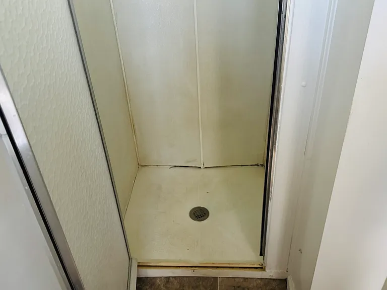 247 1/2 W Main St #5 — Photo 9