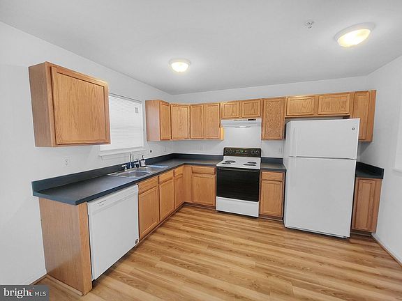 5th image of 102 Oyster Catcher Ct
