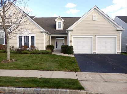 1st image of 66 Samantha Cir