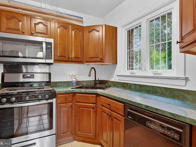 1536 Mount Eagle Pl #959 — Photo 7