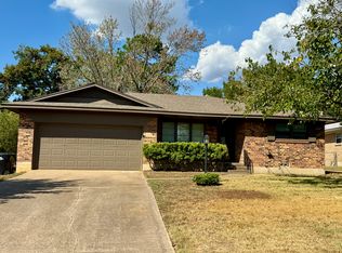 2604 Brookhollow Dr, Denison, TX 75020