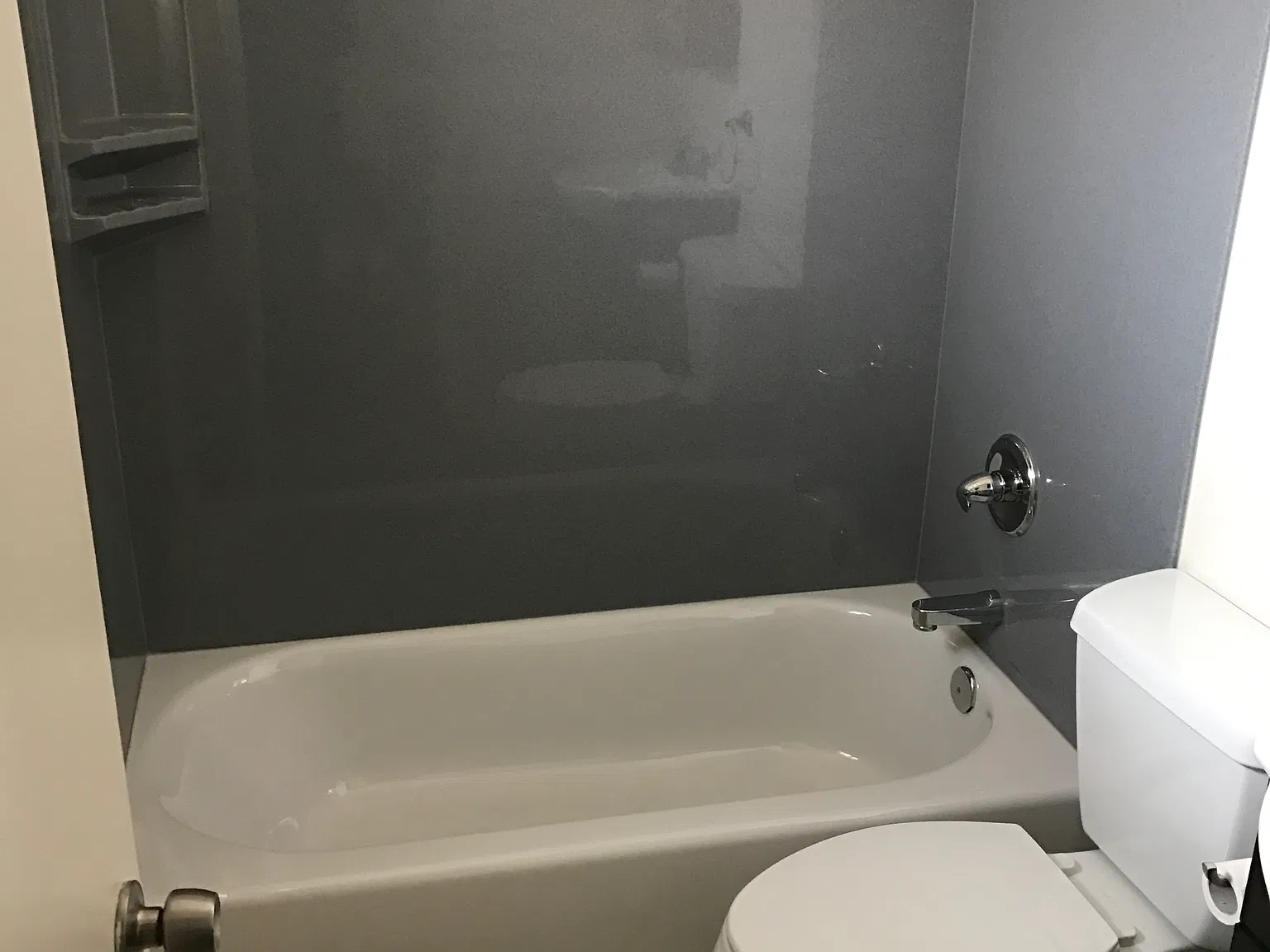 2 bed, 700 sqft, $1,900 — Photo 3