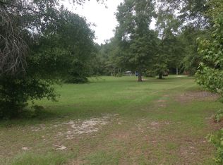 139 Farrier Ln, Harleyville, SC 29448