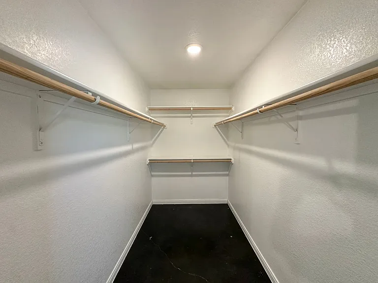 4507 Skyflower Ln — Photo 25