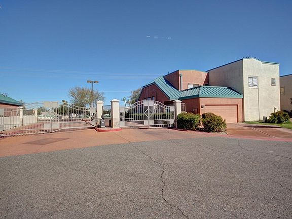 2nd image of 2027 E UNIVERSITY Drive #101