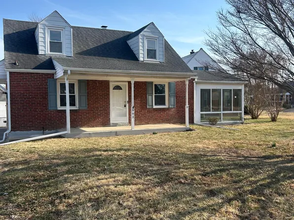 961 Thornton Rd, Upper Chichester, PA 19061