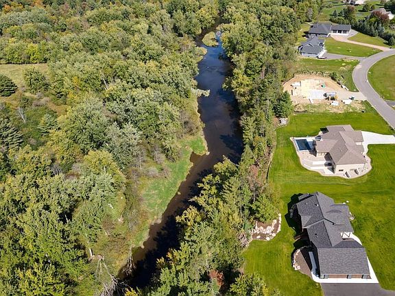 4th image of 164825 RIVER BANK LANE
