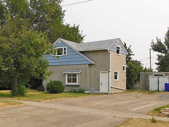 4th image of 309 N 45th Ave W