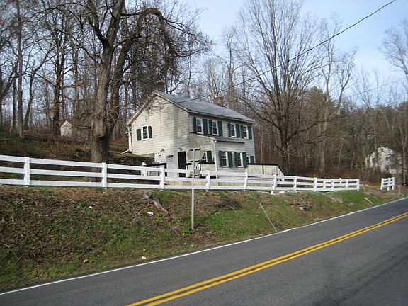 3rd image of 583 Route 217