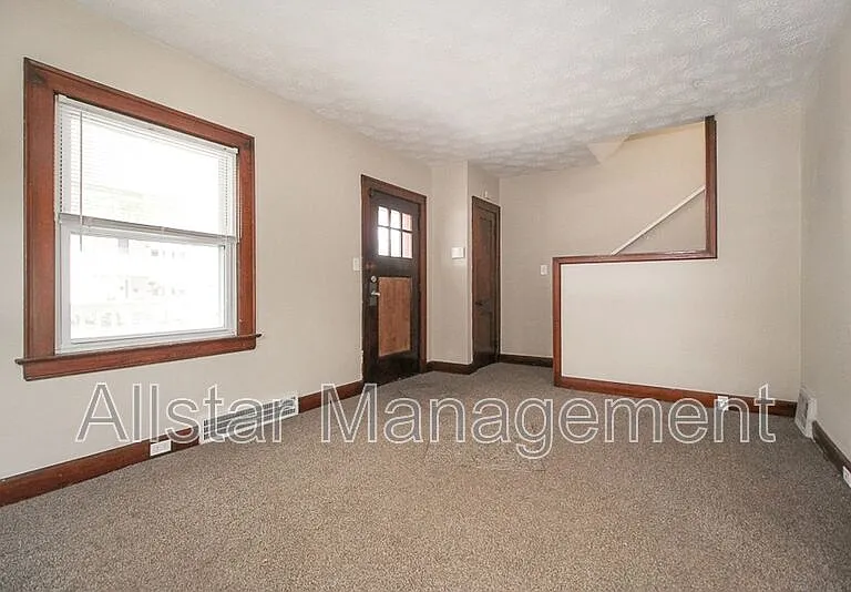 14210 Athens Ave — Photo 17