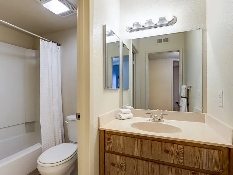 Country Brook Rental Condos — Photo 25