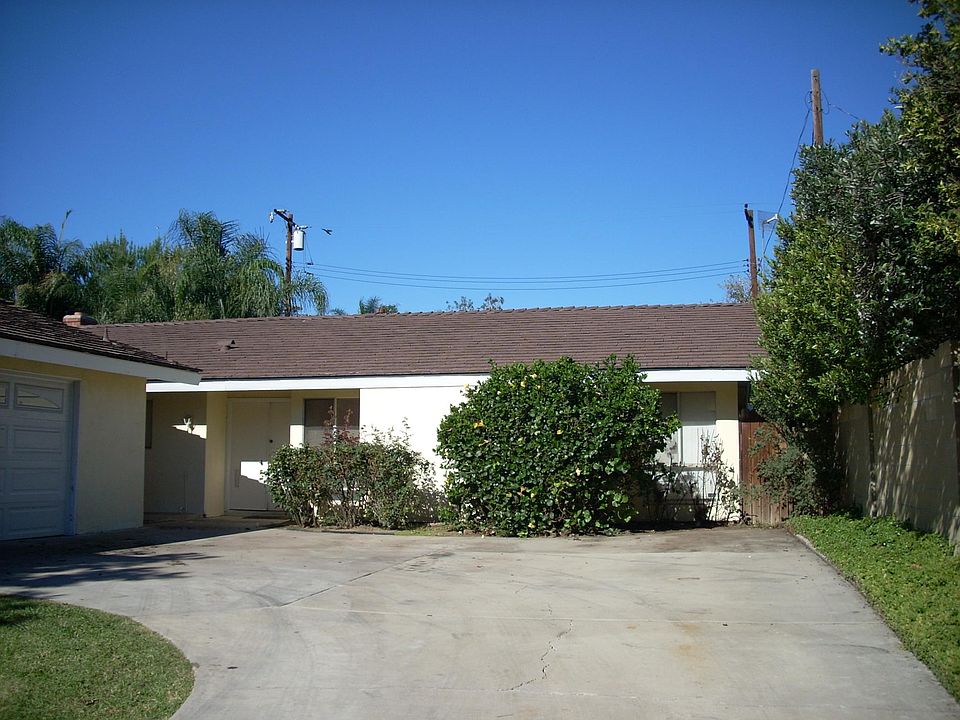 1st image of 13111 Woodlawn Ave