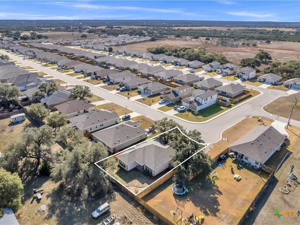 405 Dove Trl, Bertram, TX 78605