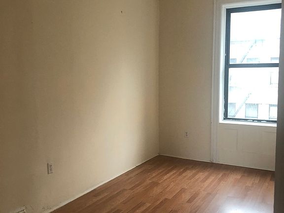 5th image of 506 W 171st St APT 14