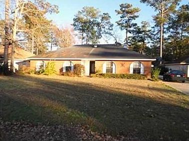 1st image of 501 Water Oak Ln