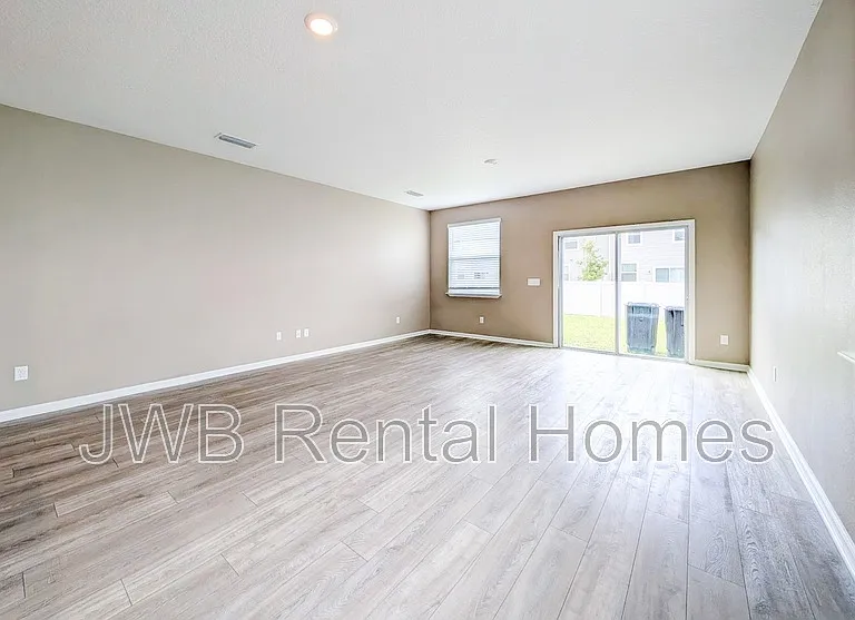 9868 Fiddleback Ln — Photo 4