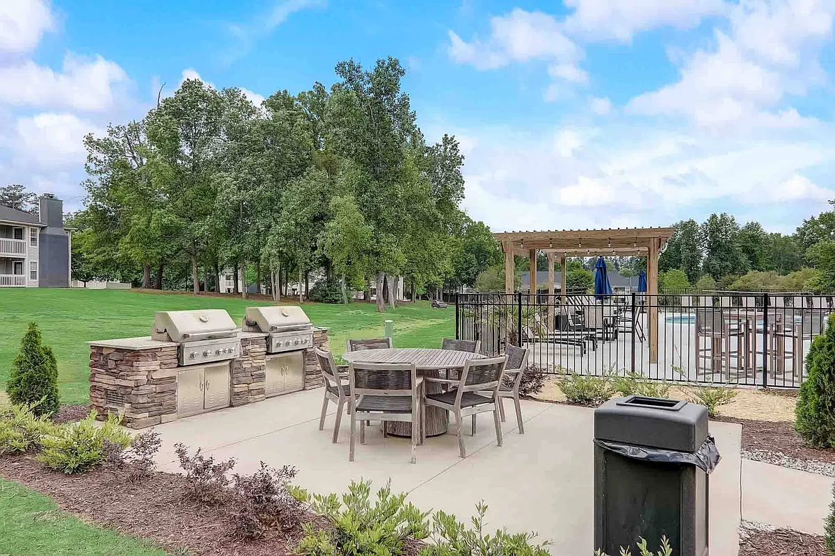 Building Photo - Halcyon at Cross Creek
