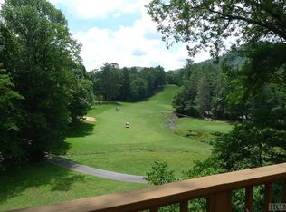 26-3 Mountain Villa Rd, Sapphire, NC 28774