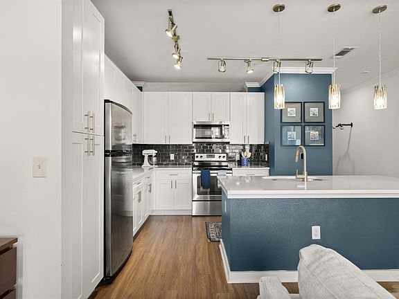 5th image of 1900 Barton Springs Rd Unit 3038