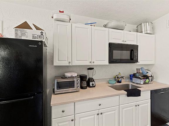 5th image of 4821 ELFRIDA AVENUE