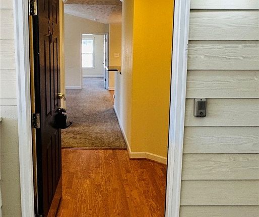 2nd image of 1750-202 Renwick Dr