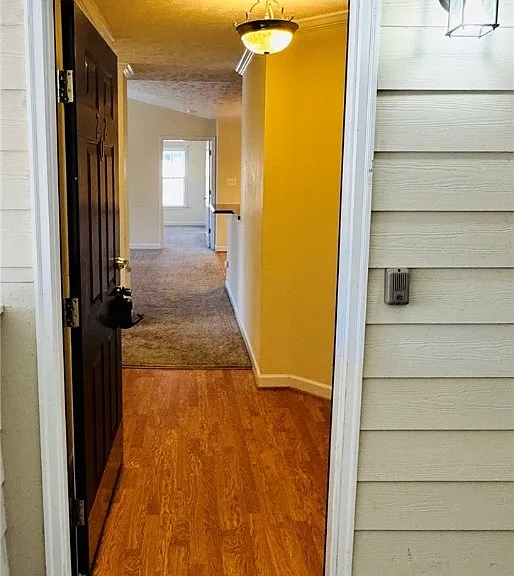 1750-202 Renwick Dr — Photo 2