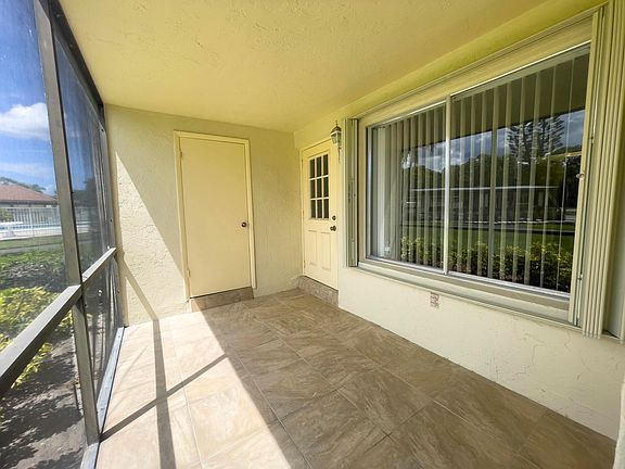 5th image of 3561 Pine Needle Drive #A-1