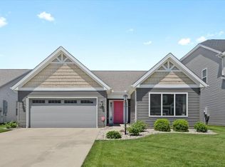 304 Corey Ln, Champaign, IL 61822