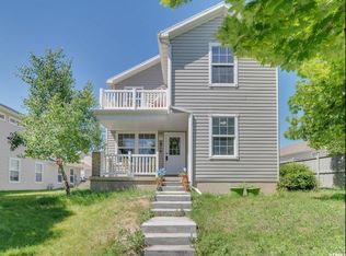 2916 E Ash Point Dr, Eagle Mountain, UT 84005