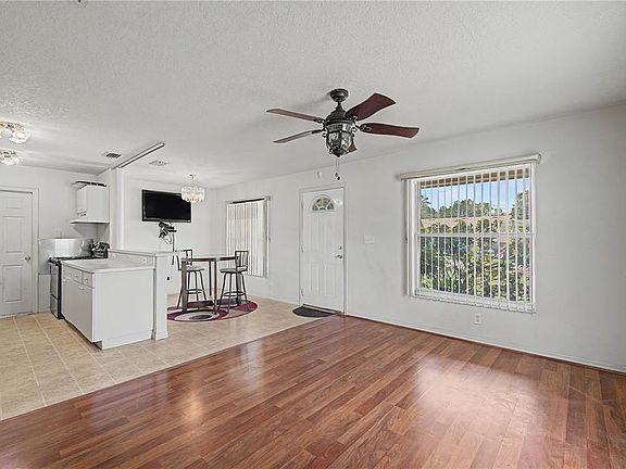 4th image of 2423 E OKARA ROAD