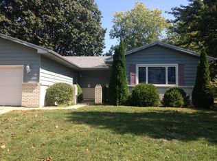 318 Norwalk Rd, Springfield, IL 62704